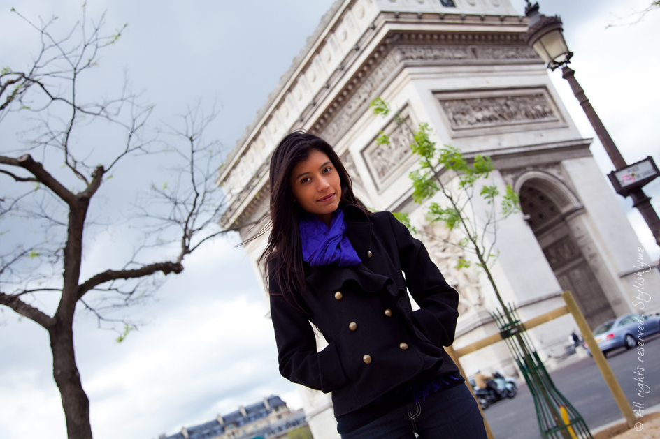 Stylishlyme in front of le arc de triomphe