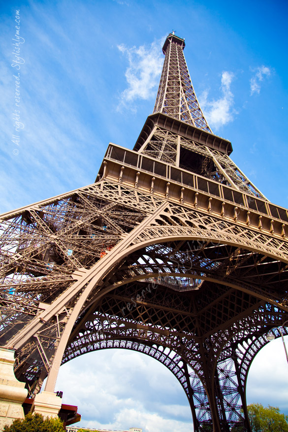 Eiffel Tower Photo with blue sky