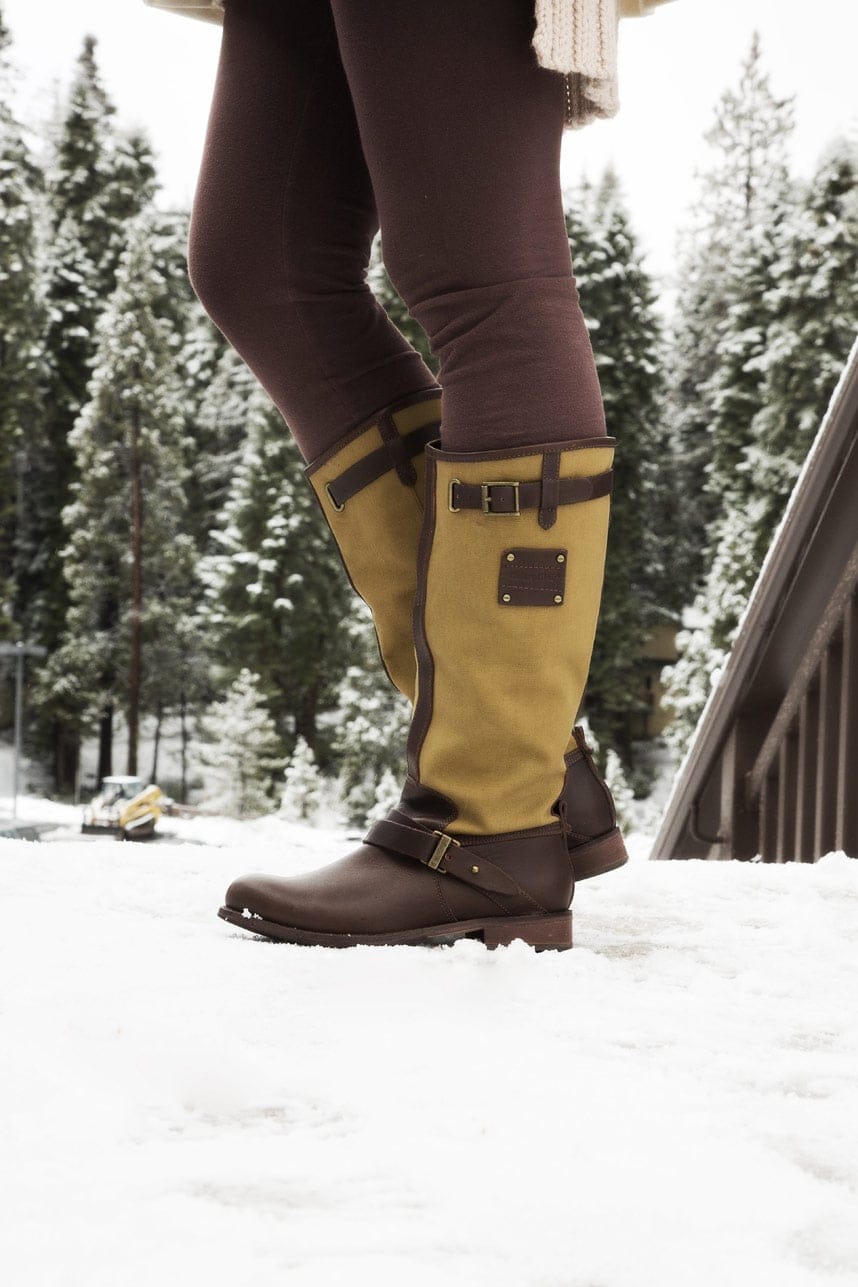 Stylishlyme - Boots to wear to the snow
