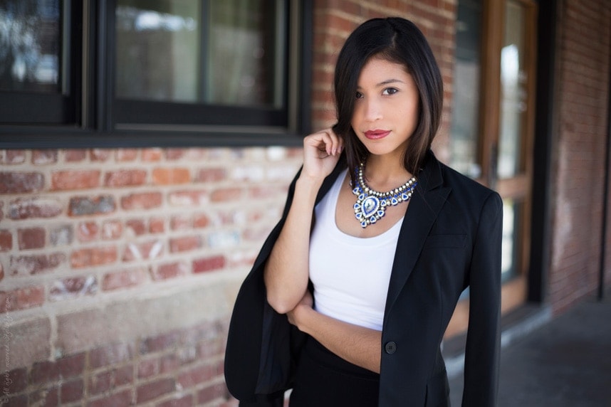 Stylishlyme - how to wear statment necklace