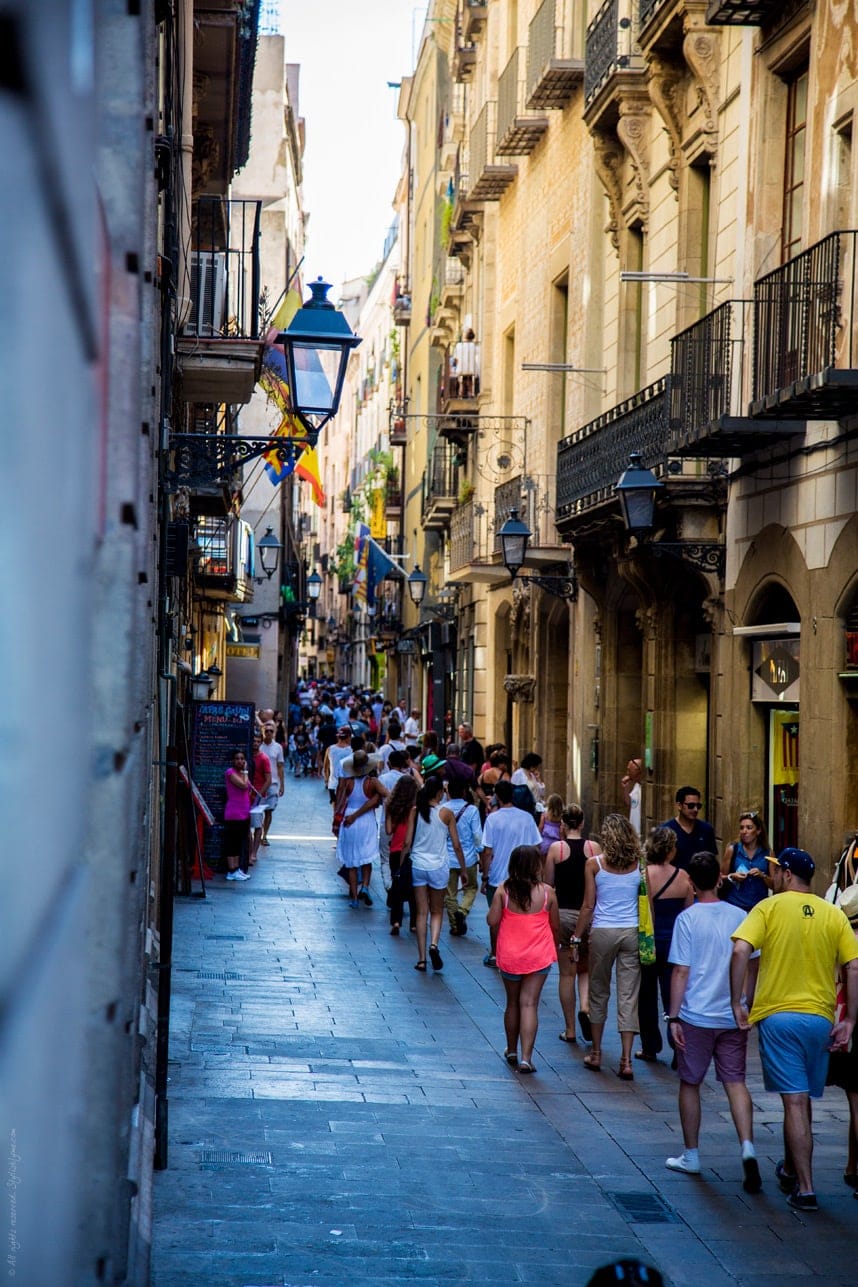 Barcelona Street Walkways - Stylishlyme