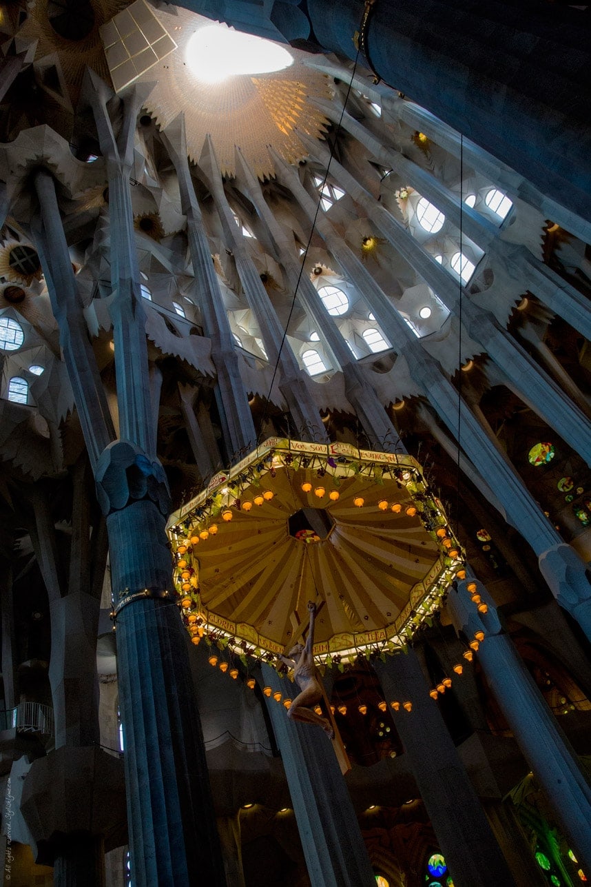 La Sagrada Familia Interior - Stylishlyme