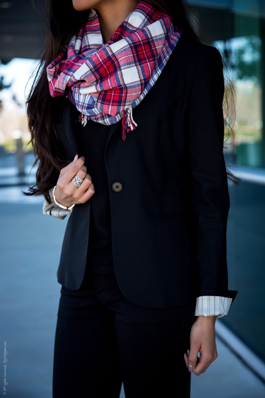 how to wear plaid scarf - Stylishlyme