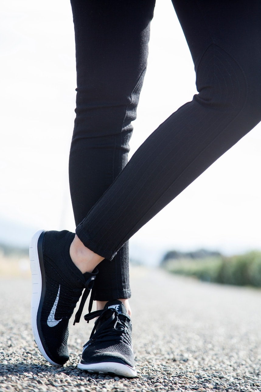 nike black shoes outfit