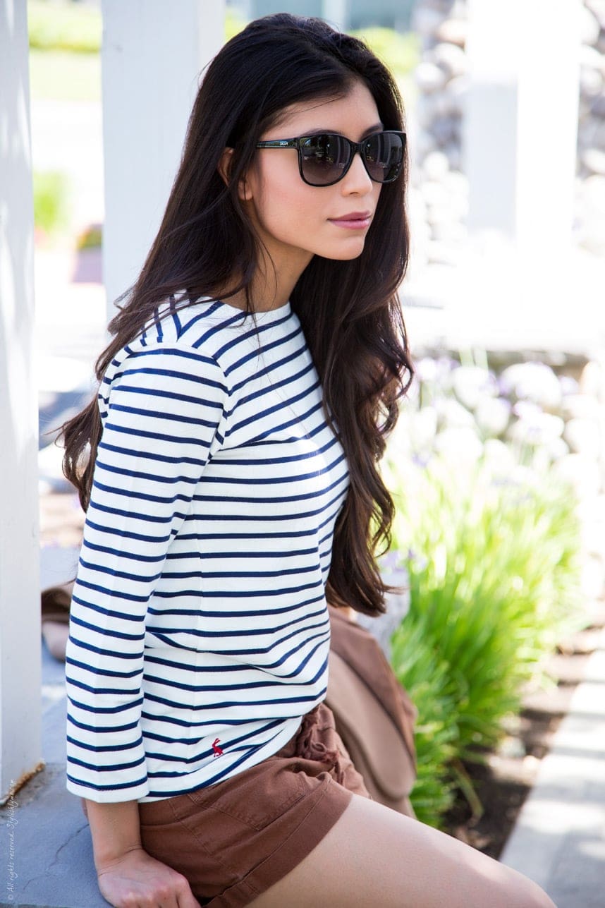 How to Wear Stripes Nautical Outfit - Stylishlyme.com