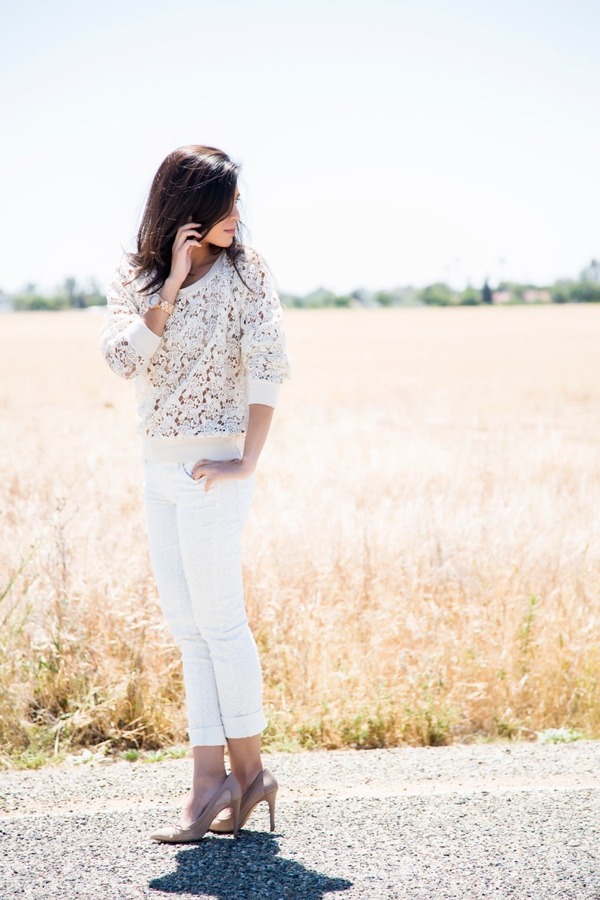 White Patterned Pants Outfit Inspiration - Stylishlyme.com