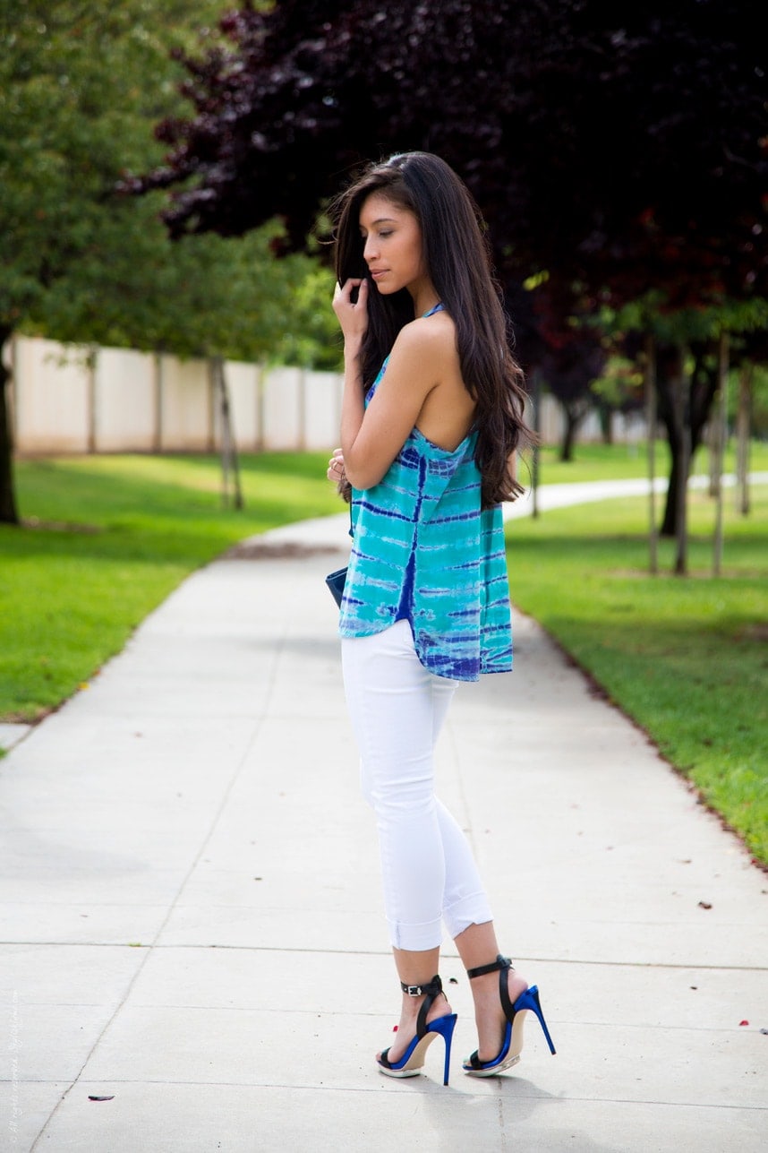 How to Wear Blue and White this Spring - Stylishlyme.com