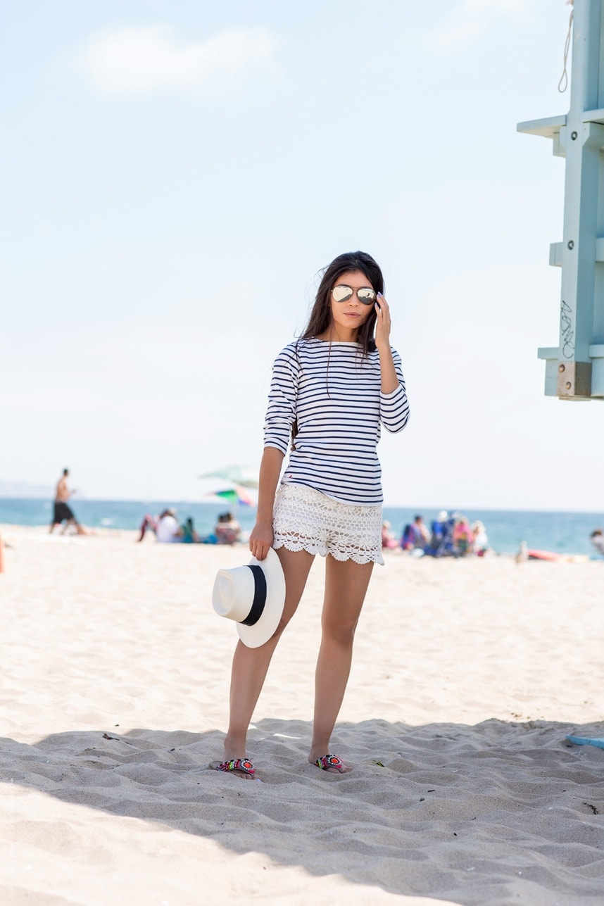 How to Wear Stripes to the beach - A Cute Beach Outfit - Stylishlyme.com