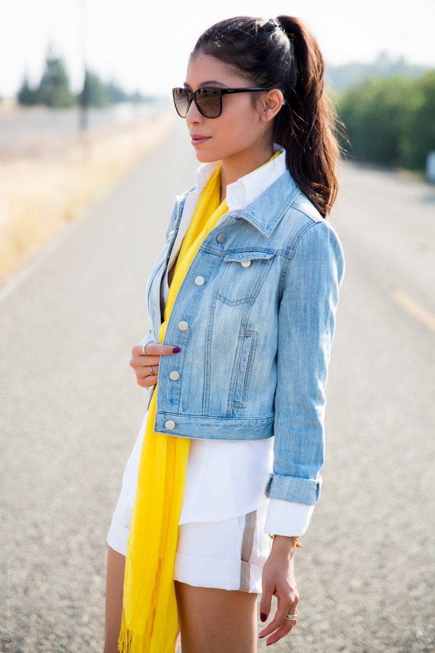 Adding pop of yellow to an outfit - Visit Stylishlyme.com for more outfit photos and style tips