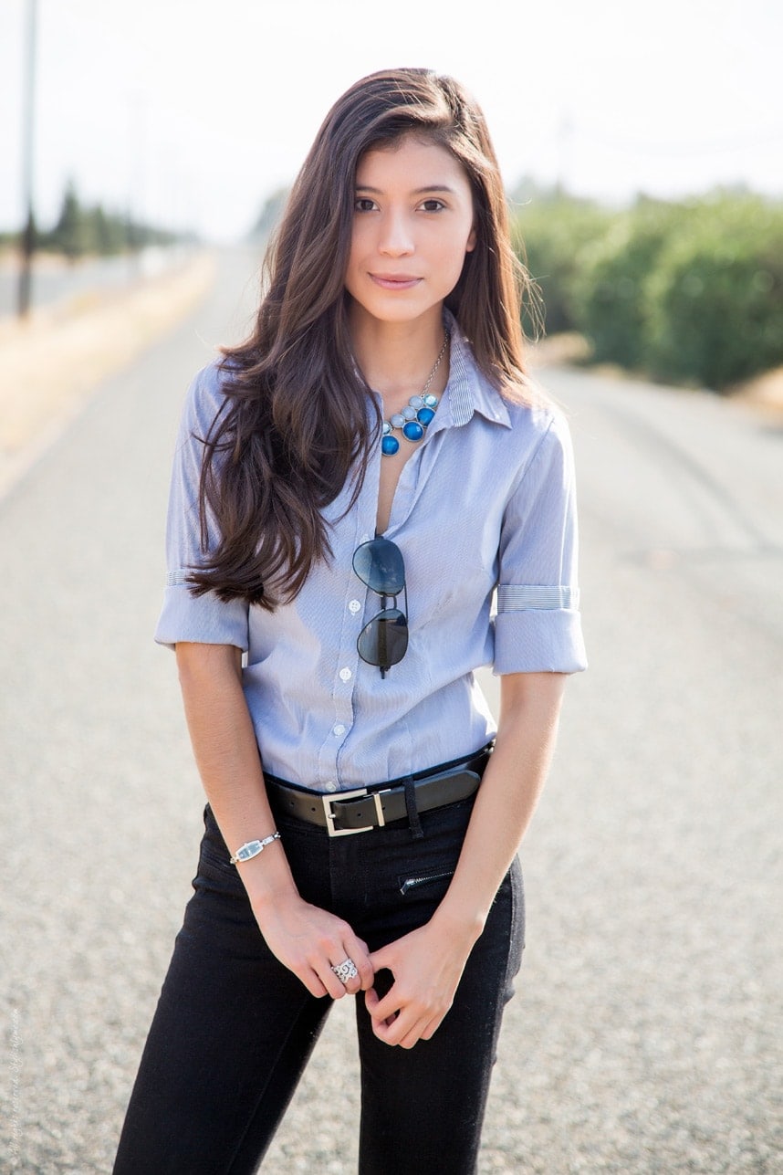 Stylish way to cuff your button down shirt- Visit Stylishlyme.com for more outfit photos and style tips