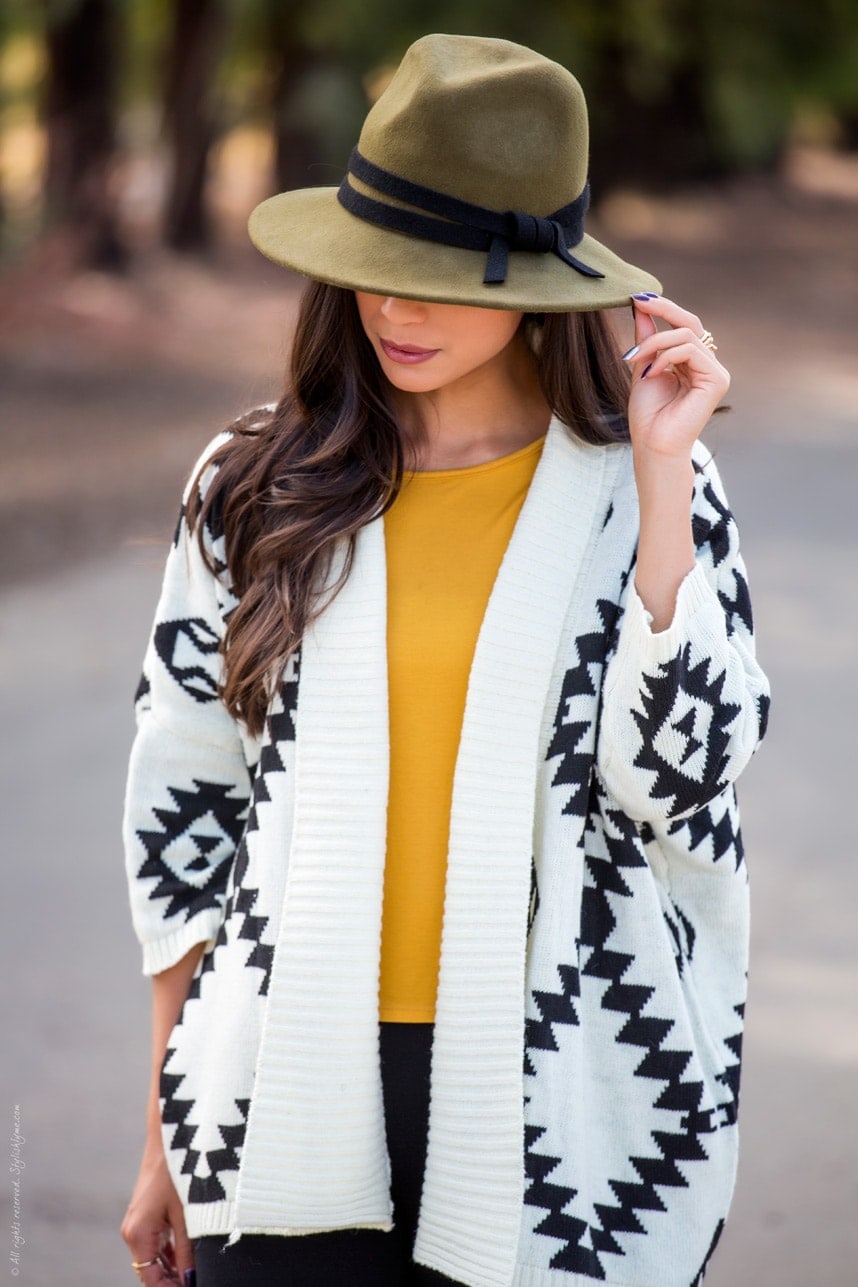 An Oversized Aztec Cardigan Outfit - Visit Stylishlyme.com for more outfit inspiration and style tips