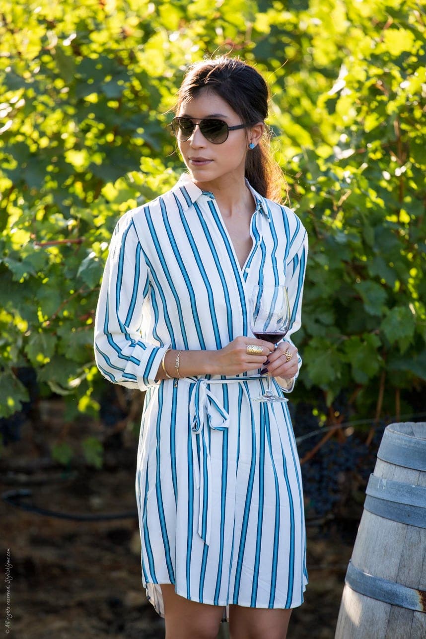 What to wear wine tasting in the summer - shirtdress - Visit Stylishlyme.com for more outfit inspiration and style tips