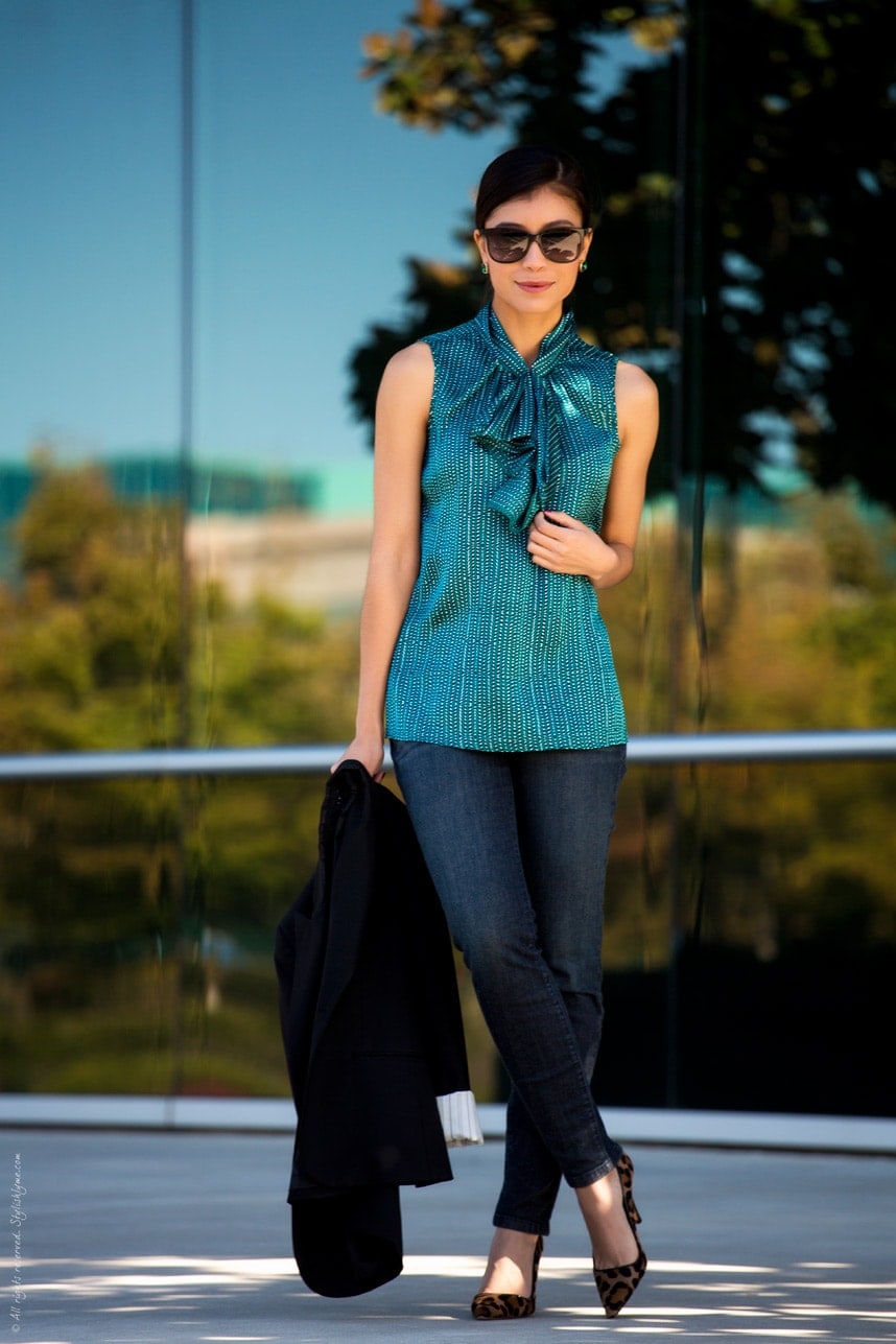 Adding Emerald Green to a Fall Work Outfit - Visit Stylishlyme.com for more outfit inspiration and style tips