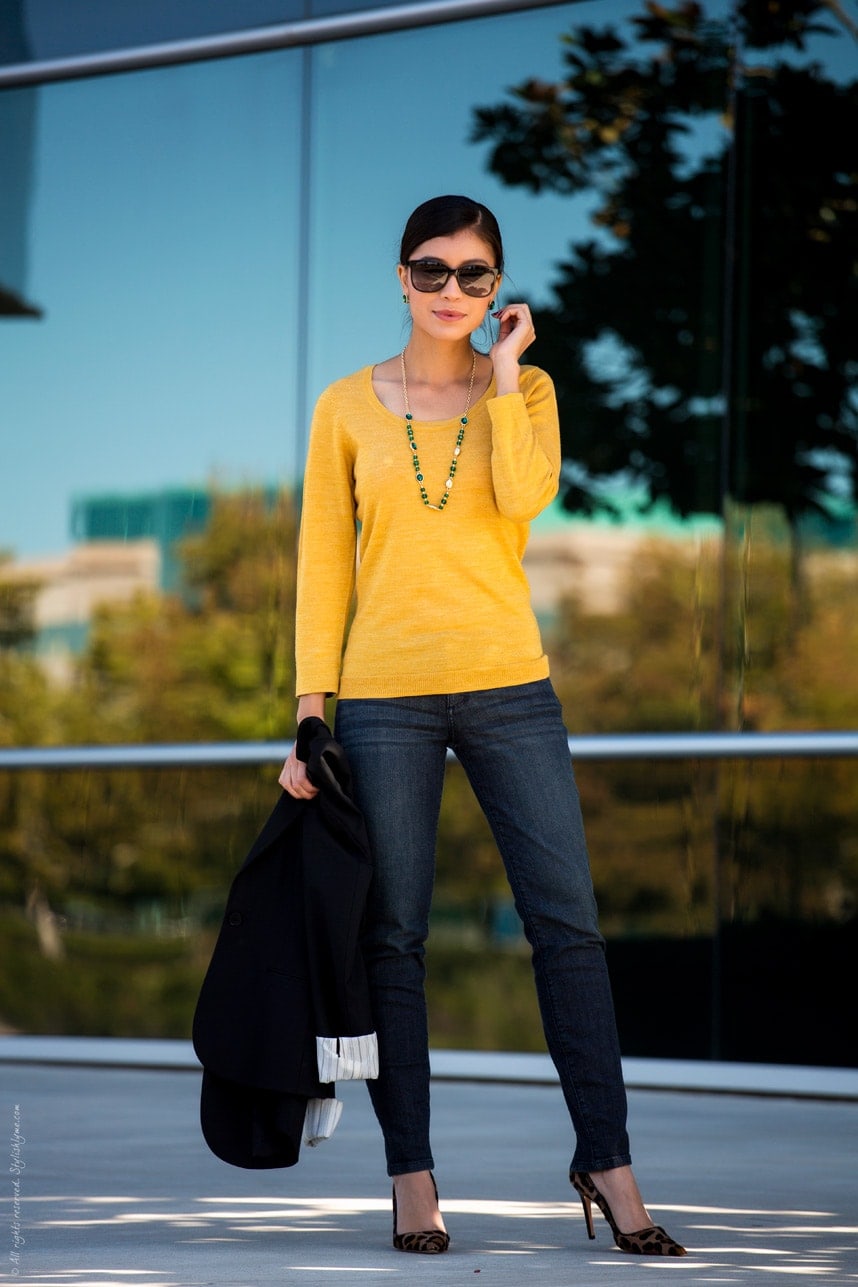 Adding Fall Colors to your work wardrobe - Visit Stylishlyme.com for more outfit inspiration and style tips
