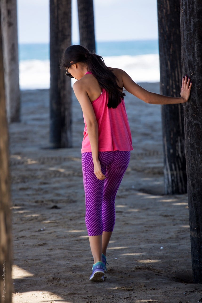 Bright workout outfit - Visit Stylishlyme.com for more outfit inspiration and style tips