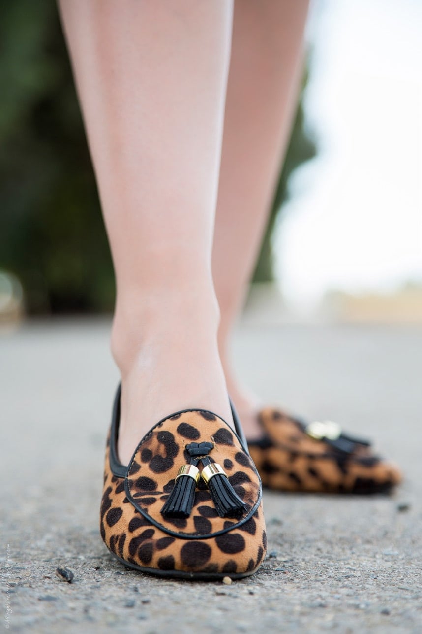 Fall Leopard Flats - Visit Stylishlyme.com for more outfit inspiration and style tips