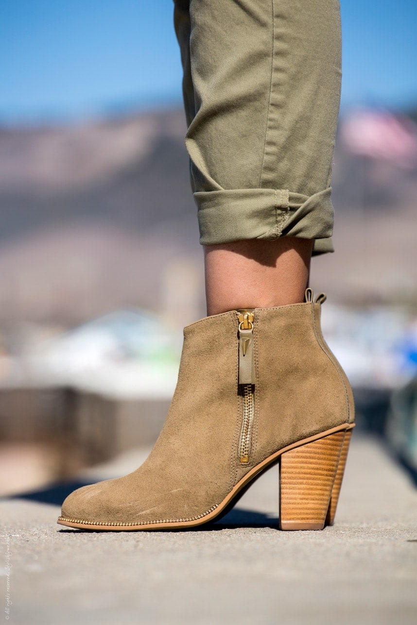 Taupe Ankle Booties to Wear for Fall - Visit Stylishlyme.com for more outfit inspiration and style tips