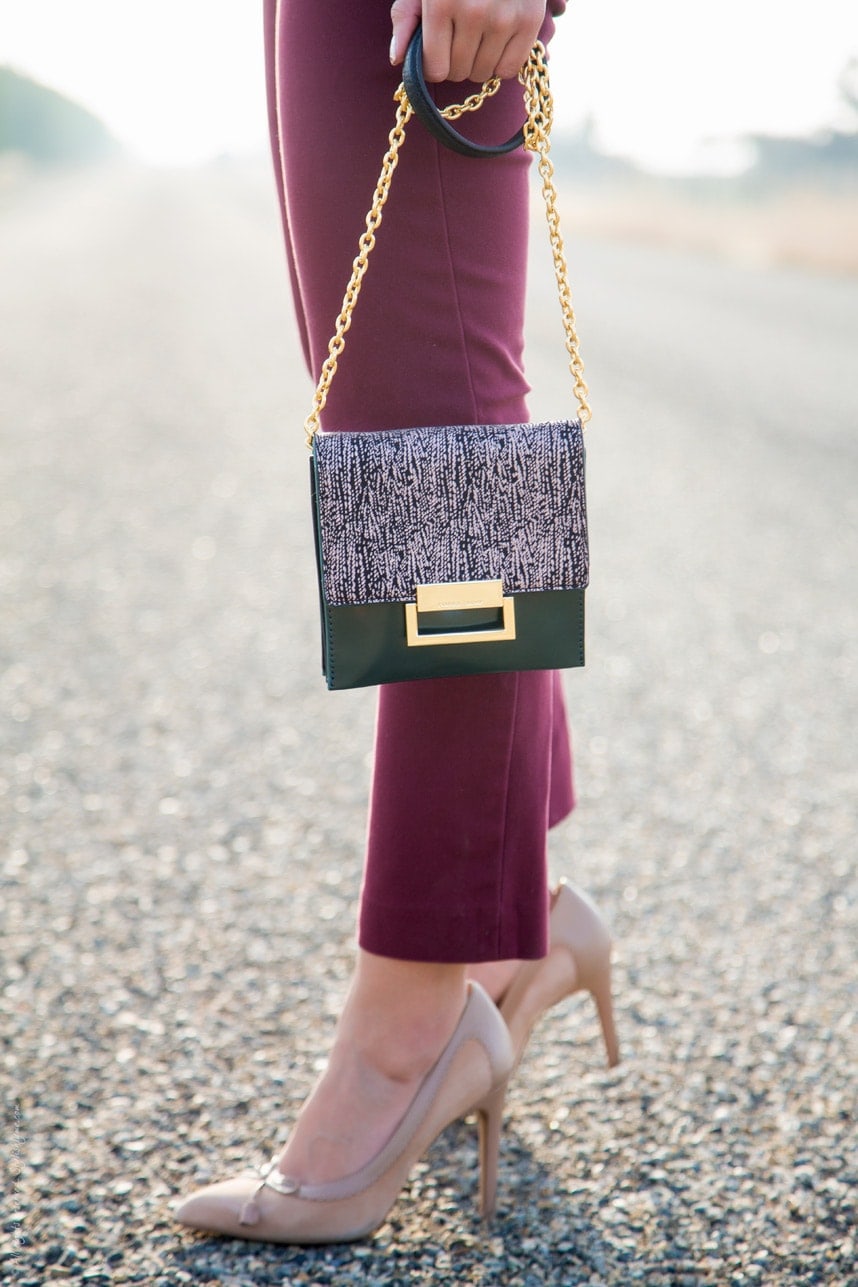 Burgundy and emerald green for fall - pretty accessories - Visit Stylishlyme.com for more outfit inspiration and style tips
