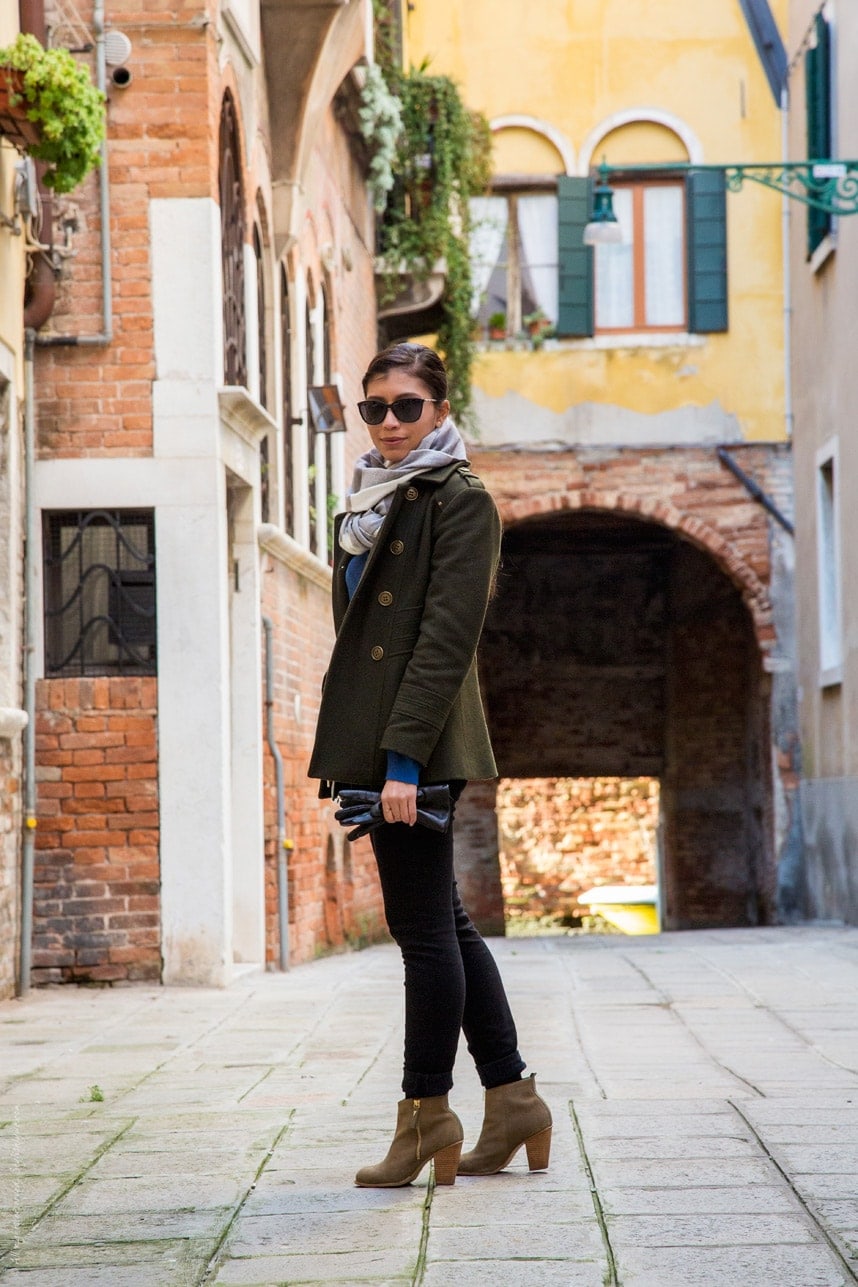 Stylish outfit for Venice Italy in November - stylishlyme.com