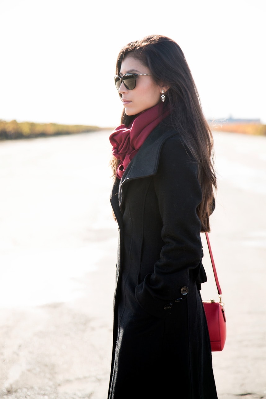 What to wear with a long black coat - stylishlyme.com
