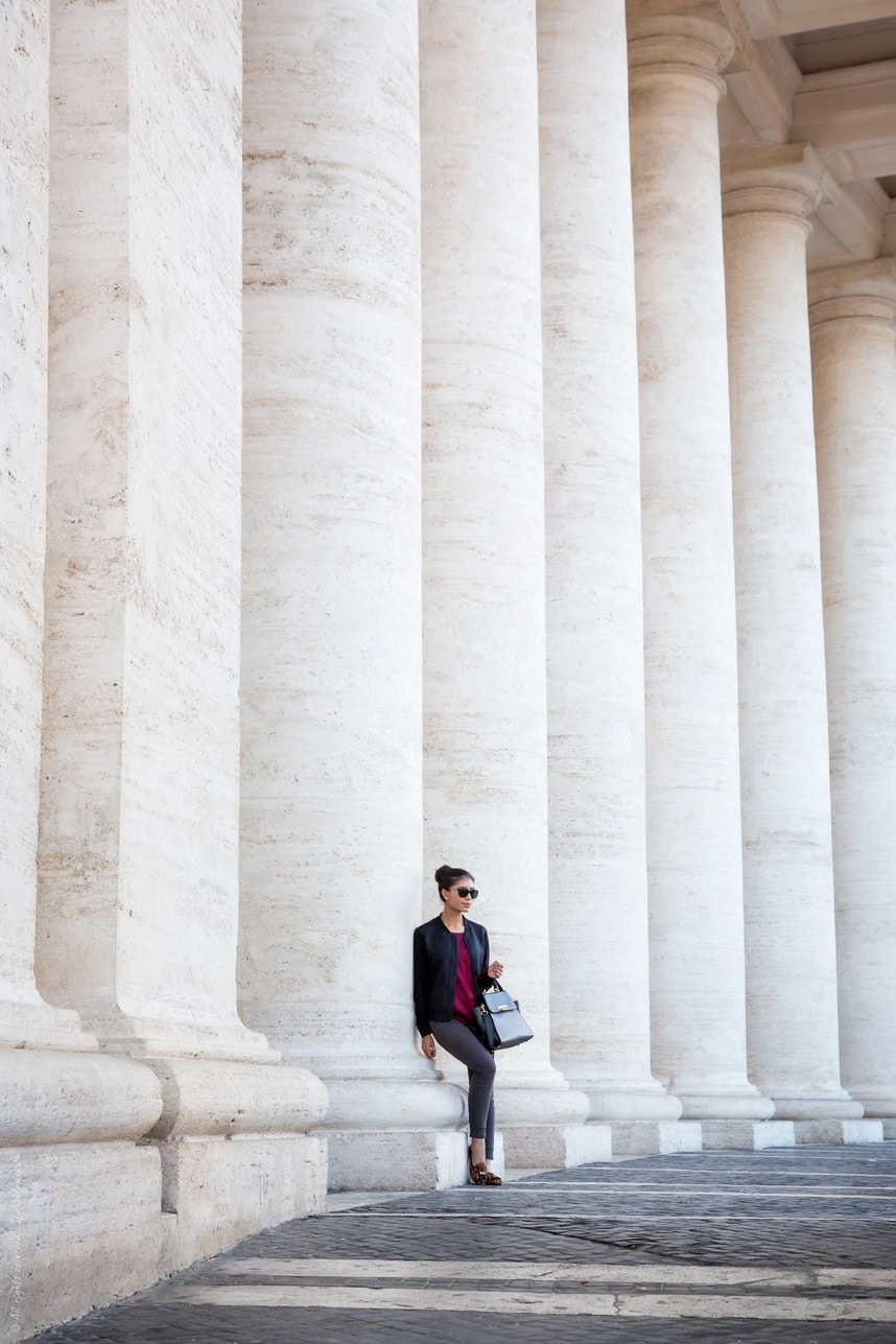 casual outfit for travels - Vatican city Italy 