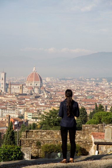 What to Wear in Italy - 5 Tips to Look Stylish in Florence