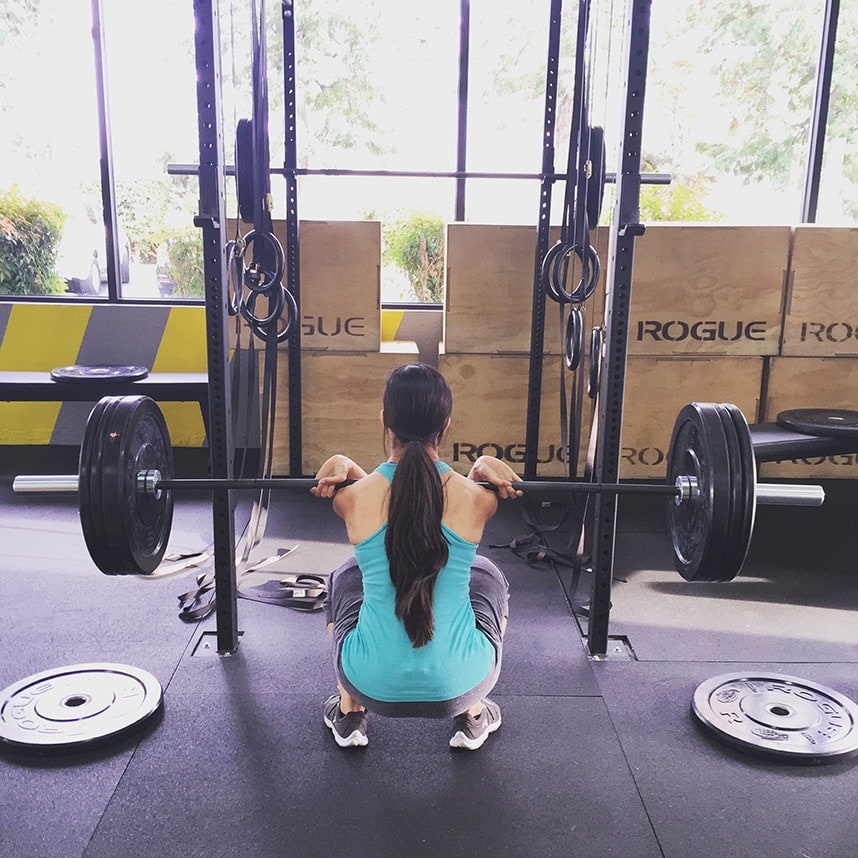 Heavy Lifting for Women - 10 Things I Learned From My First Month of CrossFit - A Woman's POV