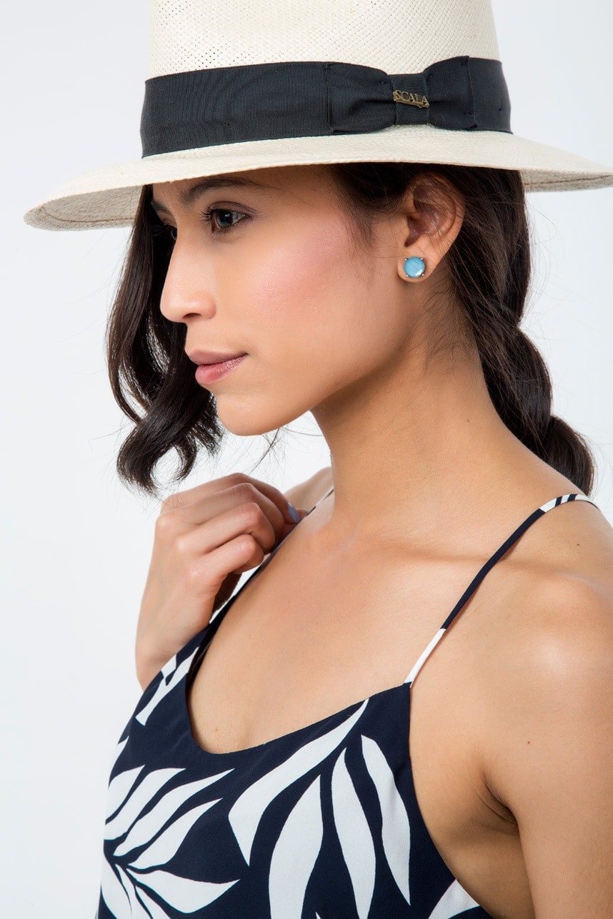 stylish summer hat - white and black panama - visit stylishlyme.com for more outfit inspiration and style tips