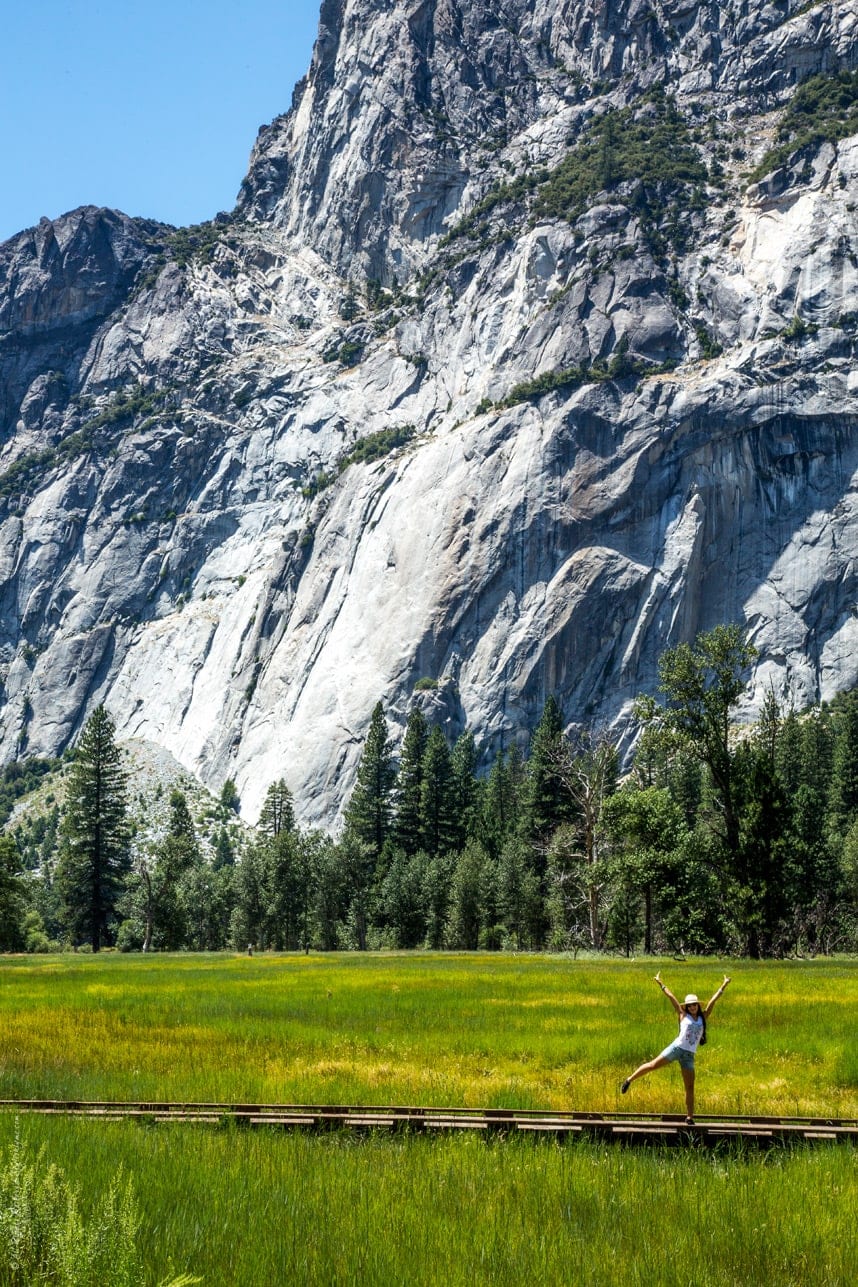 El Capitan meadow - Yosemite - Visit Stylishlyme.com to view the Unforgettable Yosemite Day Trip Guide 