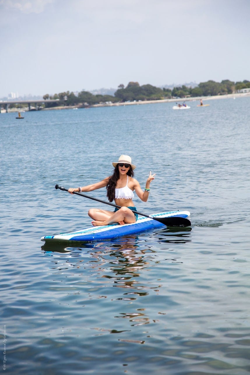 things to do in san diego - Paddle Boarding - Visit stylishlyme.com to see where to paddle board in San Diego 