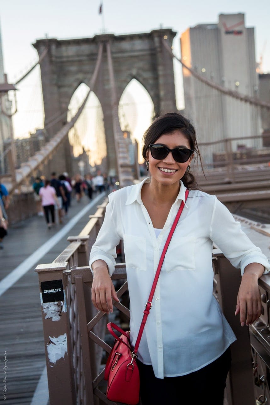 Walk Brooklyn Bridge-Visit Stylishlyme.com to view more photos from the Brooklyn Bridge 
