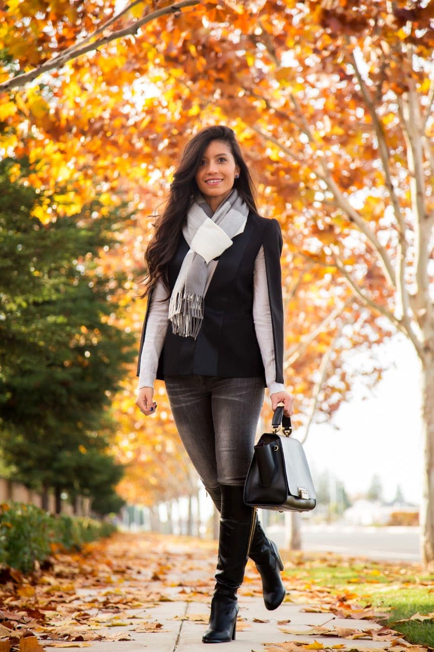 How to Wear Boots with Jeans in the Fall