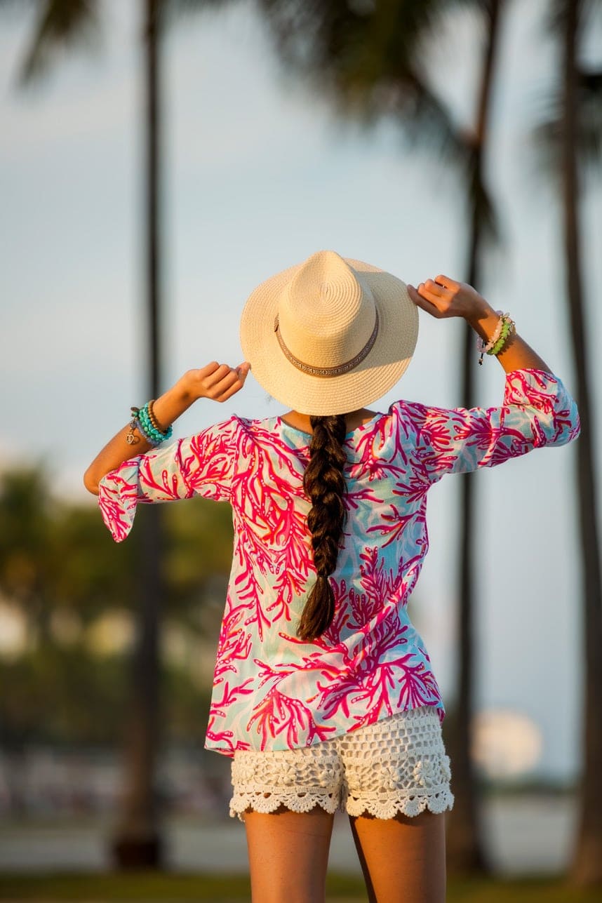 Perfect outfit for the beach- Visit stylishlyme.com to see more pictures and read about stylish beach attire