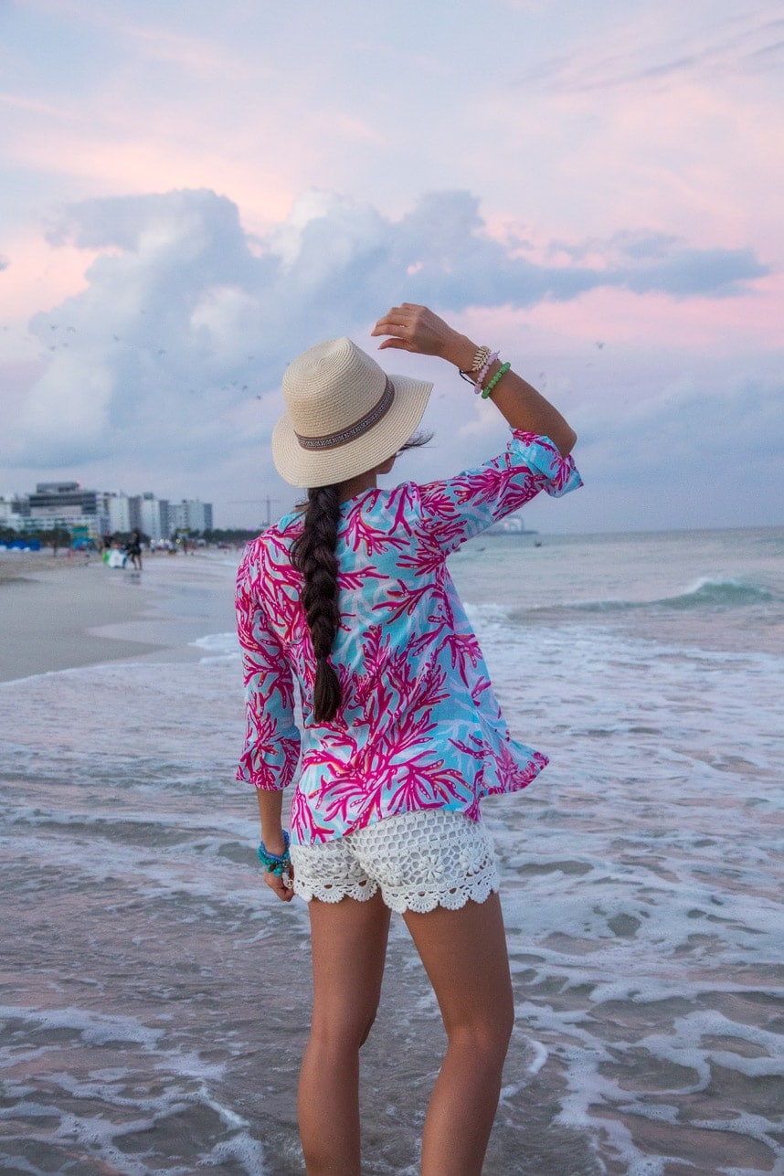 South Beach Miami sunset- Visit stylishlyme.com to see more pictures and read about stylish beach attire