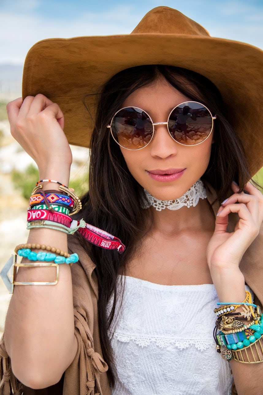 stylish coachella outfit - Visit Stylishlyme.com to read more about what to wear to Coachella and different Coachella styles