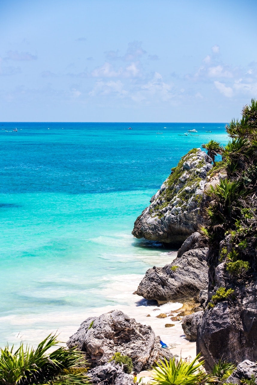 Tulum ruins beach - Tulum Ruins will definitely be on my list when I travel to the Riviera Maya! These photos are gorgeous.