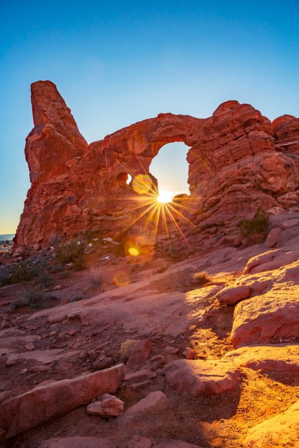 Don't Miss Visiting Arches National Park & Dead Horse State Park in Utah